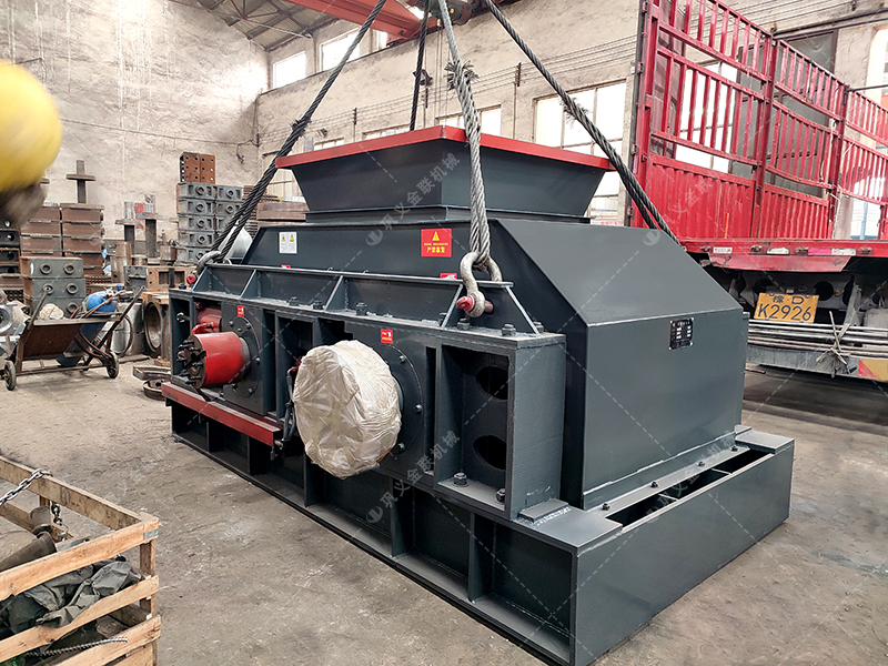 2PG1208液壓直連式對輥破碎制砂機發貨 發往湖北