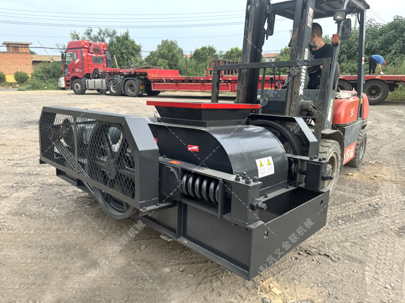 采購雙齒輥破碎機(jī)必問的7個(gè)問題!少問一個(gè)都可能被坑? 采購雙齒輥破碎機(jī)必問的7個(gè)問題!少問一個(gè)都可能被坑?