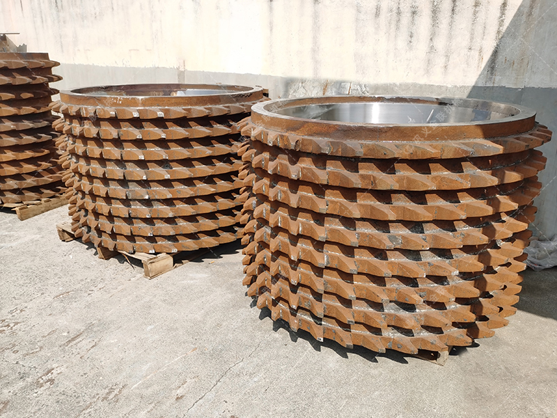 傳統破碎機處理廢渣總 “水土不服”?為何雙齒輥機型能輕松勝任? 傳統破碎機處理廢渣總 “水土不服”?為何雙齒輥機型能輕松勝任?